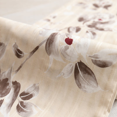 【utatane×Acka.  浴衣3点セット ( ゆかた・帯・下駄 ) 山茶花 beige】Acka. (@acka_official)オリジナル 限定 コラボ  フリーサイズ 国産生地 国内染色　（5010266411）