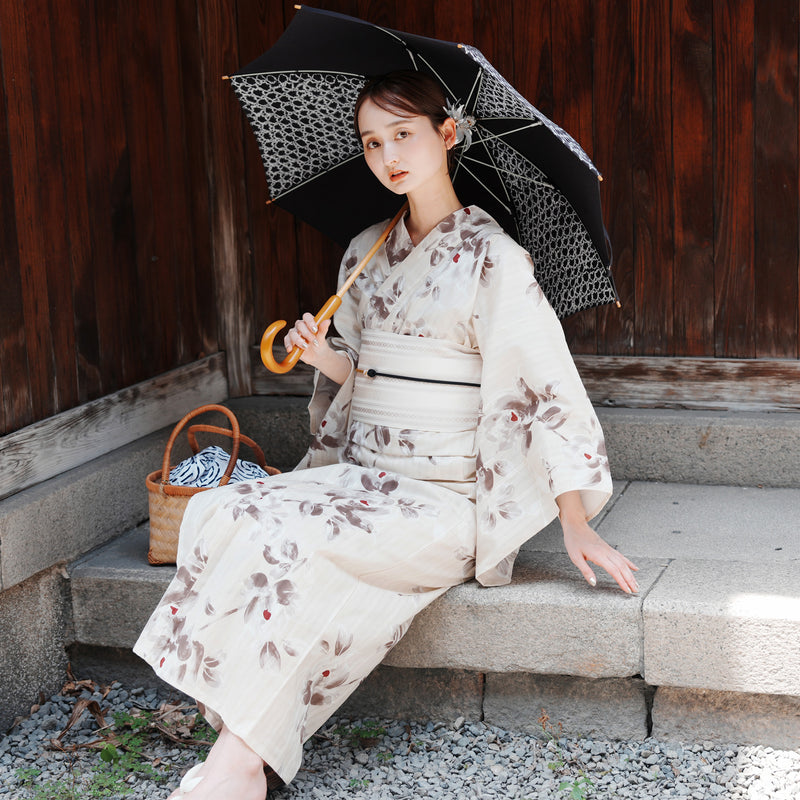 【utatane×Acka.  浴衣3点セット ( ゆかた・帯・下駄 ) 山茶花 beige】Acka. (@acka_official)オリジナル 限定 コラボ  フリーサイズ 国産生地 国内染色　（5010266411）