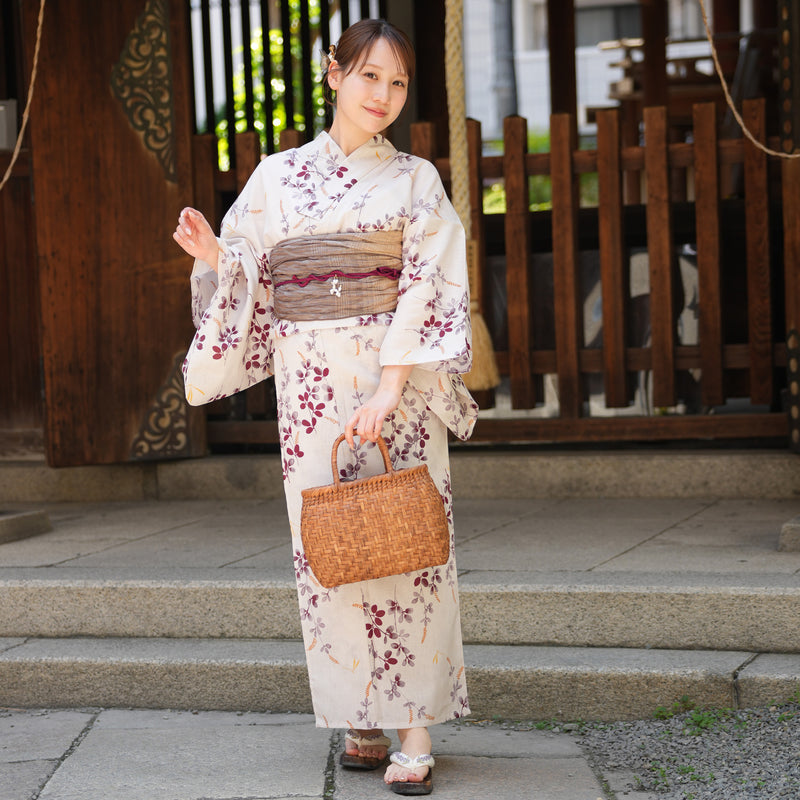 【utatane 高級変わり織 浴衣3点セット ( ゆかた・帯・下駄 ) いちご色に溶け込む萩とトンボ】Lサイズ（165-175cm） 国産生地 国内染色　昭和初期アンティーク復刻版（5012266911）