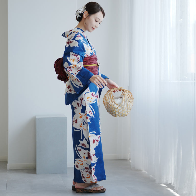 【utatane 高級変わり織 浴衣3点セット ( ゆかた・帯・下駄 )瑠璃青に揚羽】 フリーサイズ 国産生地 国内染色　個性派きもの（5010267111）