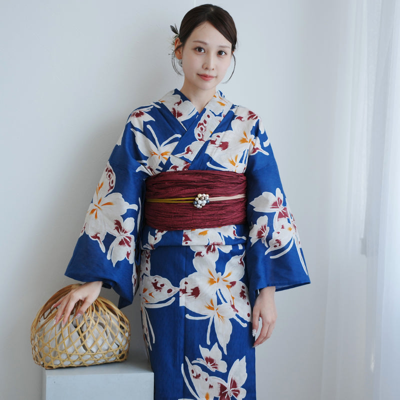 【utatane 高級変わり織 浴衣3点セット ( ゆかた・帯・下駄 )瑠璃青に揚羽】 Sサイズ（150-160cm） 国産生地 国内染色　個性派きもの（5011267111）