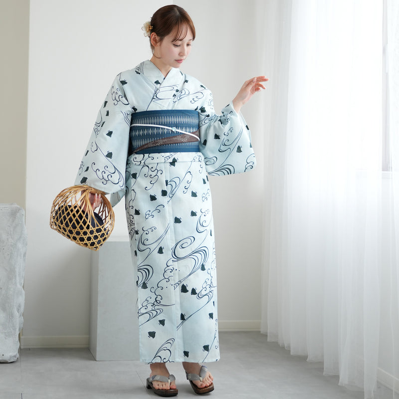 【utatane 高級変わり織 浴衣3点セット ( ゆかた・帯・下駄 ) 淡い水色ぼかしに碧色の千鳥】3Lサイズ（ヒップ約130cm位まで対応） 国産生地 国内染色　昭和初期アンティーク復刻版（5013268611）
