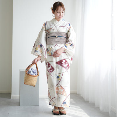 【utatane 高級変わり織 浴衣3点セット ( ゆかた・帯・下駄 ) クリームに露芝紋の古典花】 3Lサイズ（ヒップ約130cm位まで対応） 国産生地 国内染色　昭和初期アンティーク復刻版（5013269011）