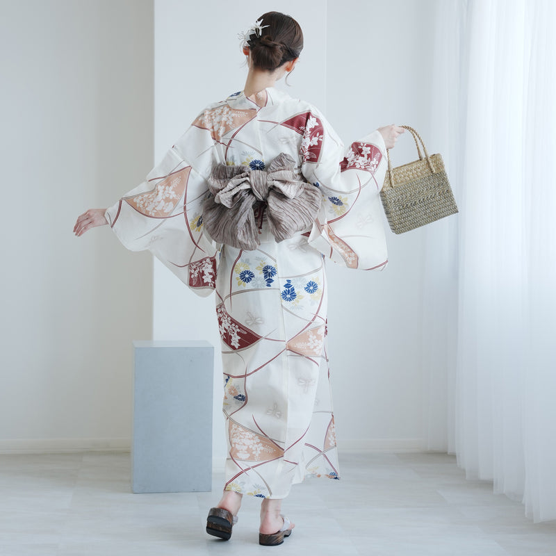 【utatane 高級変わり織 浴衣3点セット ( ゆかた・帯・下駄 ) クリームに露芝紋の古典花】 フリーサイズ 国産生地 国内染色　昭和初期アンティーク復刻版（5010269011）