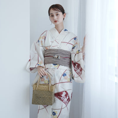 【utatane 高級変わり織 浴衣3点セット ( ゆかた・帯・下駄 ) クリームに露芝紋の古典花】 Sサイズ（150-160cm） 国産生地 国内染色　昭和初期アンティーク復刻版（5011269011）