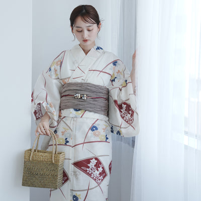 【utatane 高級変わり織 浴衣3点セット ( ゆかた・帯・下駄 ) クリームに露芝紋の古典花】 Sサイズ（150-160cm） 国産生地 国内染色　昭和初期アンティーク復刻版（5011269011）