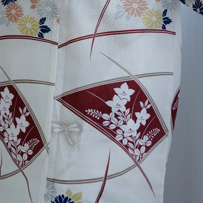 【utatane 高級変わり織 浴衣3点セット ( ゆかた・帯・下駄 ) クリームに露芝紋の古典花】 Sサイズ（150-160cm） 国産生地 国内染色　昭和初期アンティーク復刻版（5011269011）