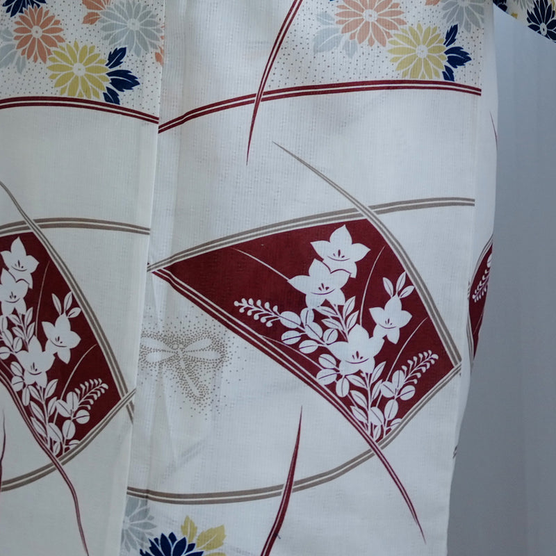 【utatane 高級変わり織 浴衣3点セット ( ゆかた・帯・下駄 ) クリームに露芝紋の古典花】 Sサイズ（150-160cm） 国産生地 国内染色　昭和初期アンティーク復刻版（5011269011）