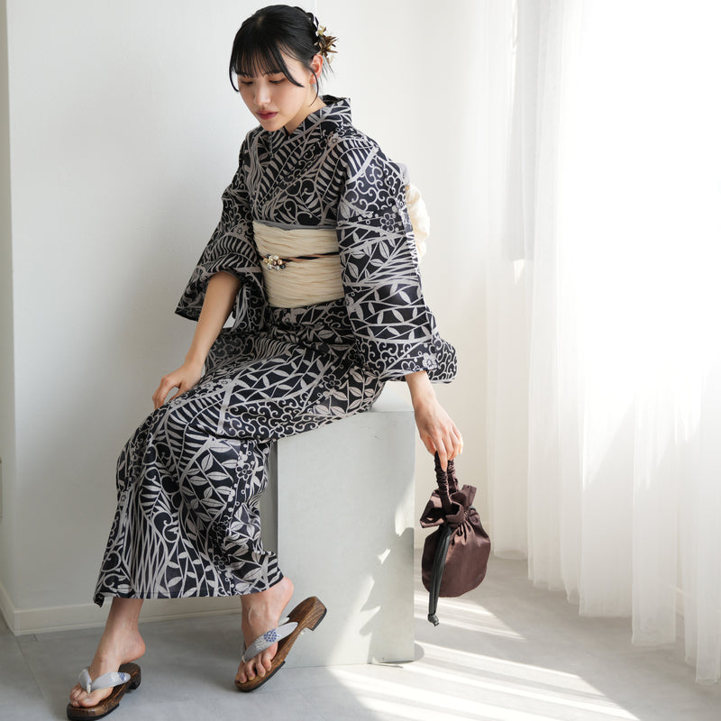 【ニコアンティーク 高級変わり織 浴衣3点セット ( ゆかた・帯・下駄 ) 墨色によろけ草】 フリーサイズ 国産生地 国内染色　個性派きもの（5010269711）