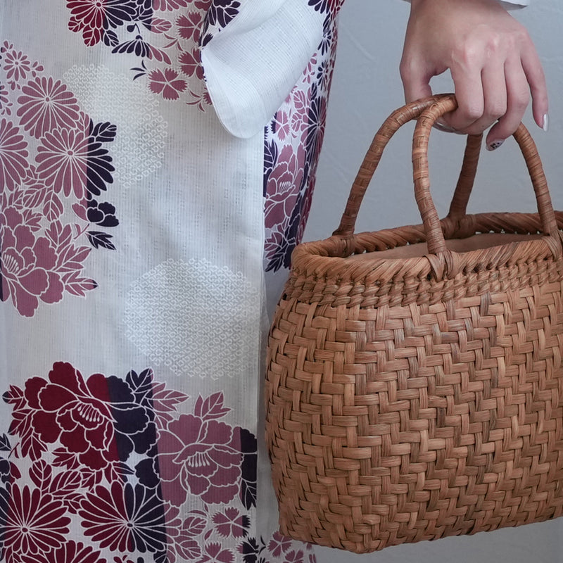 【ニコアンティーク 高級変わり織 浴衣3点セット ( ゆかた・帯・下駄 ) えんじの花輪よろけ縞】 3Lサイズ（ヒップ約130cm位まで対応） 国産生地 国内染色　個性派きもの（5013270611）