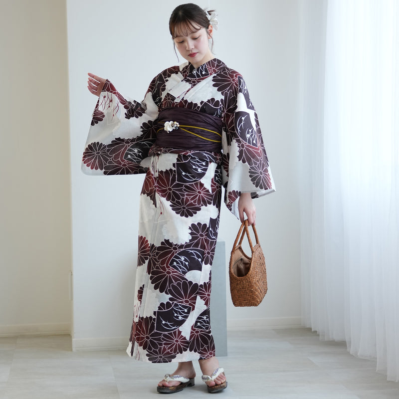 【ニコアンティーク 高級変わり織 浴衣3点セット ( ゆかた・帯・下駄 ) えんじぼかしの菊と扇面】 Lサイズ（165-175cm） 国産生地 国内染色　個性派きもの（5012271811）