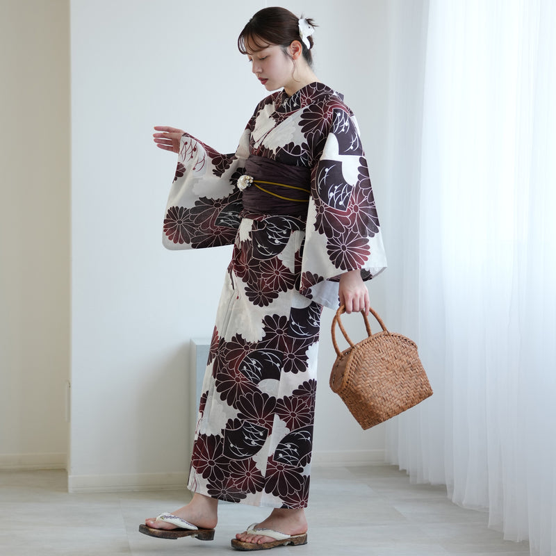 【ニコアンティーク 高級変わり織 浴衣3点セット ( ゆかた・帯・下駄 ) えんじぼかしの菊と扇面】 Lサイズ（165-175cm） 国産生地 国内染色　個性派きもの（5012271811）