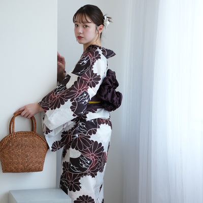 【ニコアンティーク 高級変わり織 浴衣3点セット ( ゆかた・帯・下駄 ) えんじぼかしの菊と扇面】 Lサイズ（165-175cm） 国産生地 国内染色　個性派きもの（5012271811）