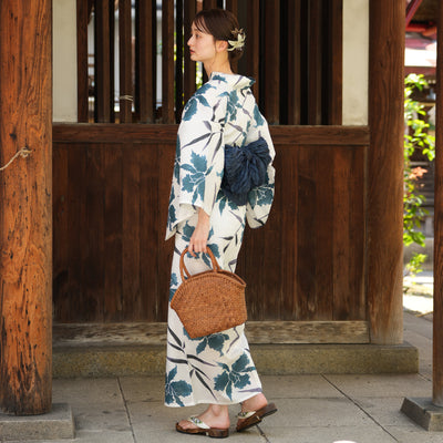 【utatane 高級変わり織 浴衣3点セット ( ゆかた・帯・下駄 ) 白地にターコイズのカトレア】 フリーサイズ 国産生地 国内染色　昭和初期アンティーク復刻版（5010272411）