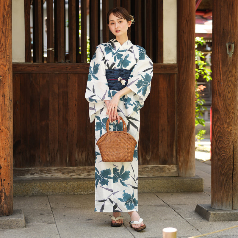 【utatane 高級変わり織 浴衣3点セット ( ゆかた・帯・下駄 ) 白地にターコイズのカトレア】 フリーサイズ 国産生地 国内染色　昭和初期アンティーク復刻版（5010272411）