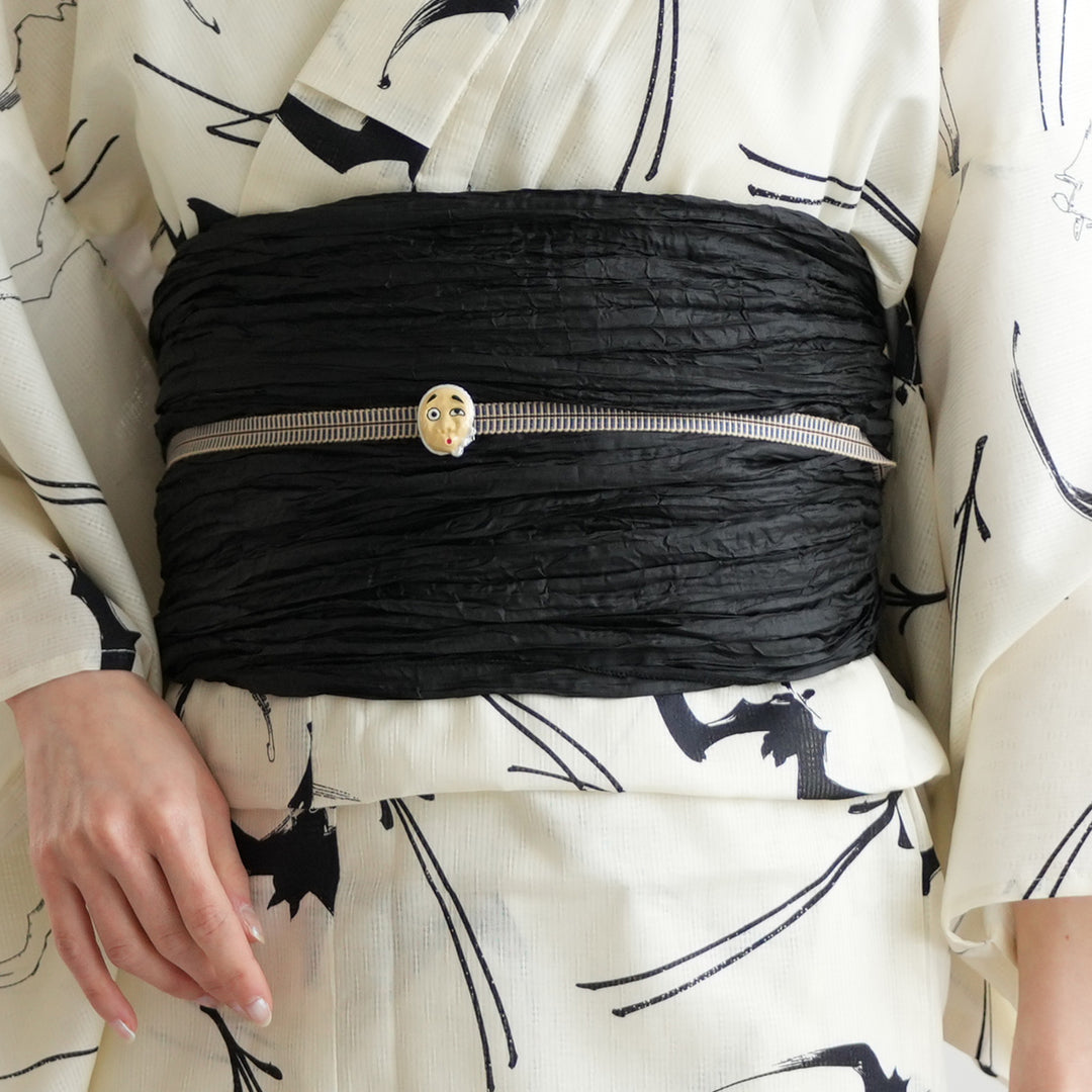 【ニコアンティーク 高級変わり織　浴衣単品ブラック蝙蝠】utataneポップ動物 楽天市場】【ニコアンティーク 高級変わり織 浴衣3点セット