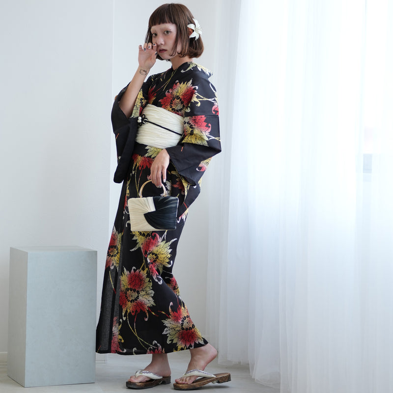 【ニコアンティーク 高級変わり織 浴衣3点セット ( ゆかた・帯・下駄 ) 黒地にアンティークローケツ柄】 Lサイズ（165-175cm） 国産生地 国内染色　個性派きもの（5012274911）