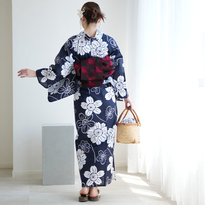 【お仕立て上がり 浴衣3点セット ( ゆかた・帯・下駄 ) 紺地に大きな八重桜】コットン100％  フリーサイズ （5010275211）
