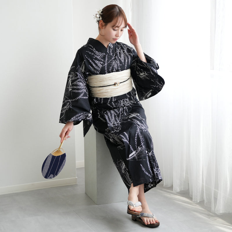【utatane 高級変わり織 浴衣3点セット ( ゆかた・帯・下駄 ) 濃紺地にしだれ柳と小舟】 3Lサイズ（ヒップ約130cm位まで対応） 国産生地 国内染色　昭和初期アンティーク復刻版（5013276611）