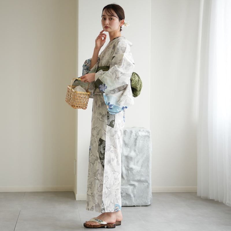 【utatane 高級変わり織 浴衣3点セット ( ゆかた・帯・下駄 )  ラムネ色の扇面と儚い花】Sサイズ（150-160cm） 国産生地 国内染色　昭和初期アンティーク復刻版（5011278011）