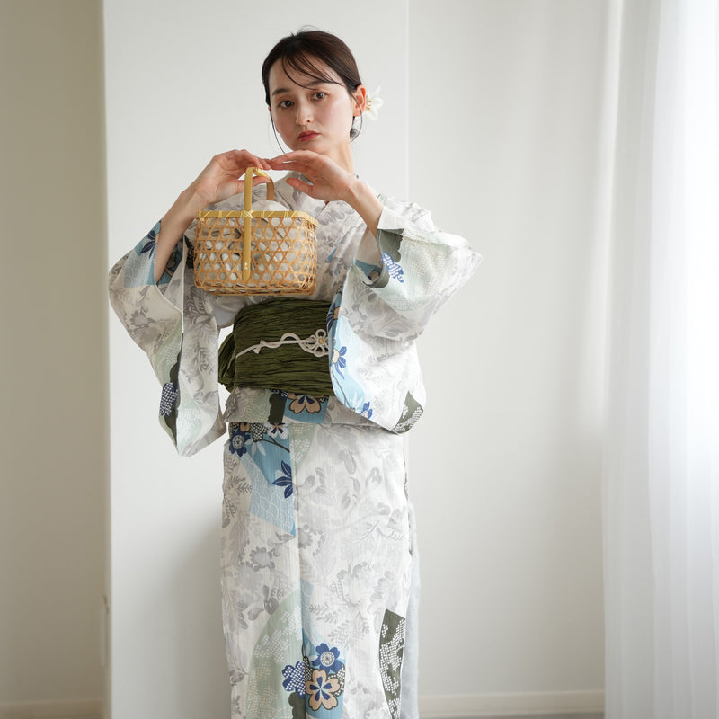 【utatane 高級変わり織 浴衣3点セット ( ゆかた・帯・下駄 )  ラムネ色の扇面と儚い花】Sサイズ（150-160cm） 国産生地 国内染色　昭和初期アンティーク復刻版（5011278011）