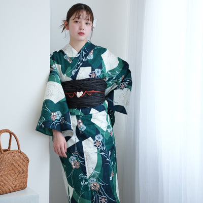 【utatane 高級変わり織 浴衣3点セット ( ゆかた・帯・下駄 ) かすれグリーンに扇面】 フリーサイズ 国産生地 国内染色　個性派きもの（5010279811）