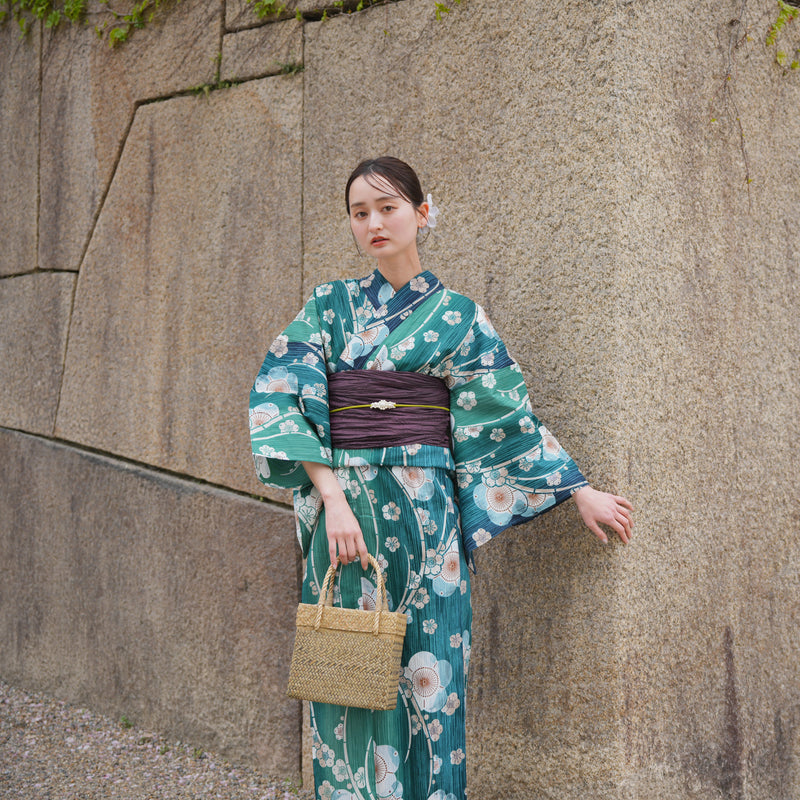 【utatane 高級変わり織 浴衣3点セット ( ゆかた・帯・下駄 )かすれ緑ぼかしの梅】 Sサイズ（150-160cm） 国産生地 国内染色　昭和初期アンティーク復刻版（5011280011）