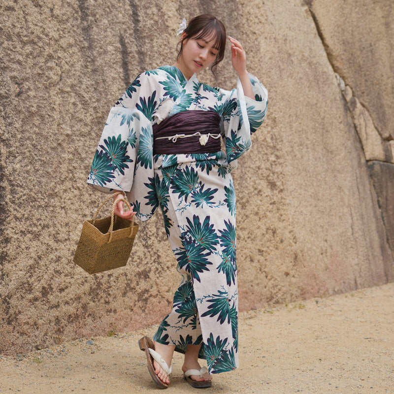 【utatane 高級変わり織 浴衣3点セット ( ゆかた・帯・下駄 )溶け込むグリーンの大輪の花】 3Lサイズ（ヒップ約130cm位まで対応） 国産生地 国内染色　昭和初期アンティーク復刻版（5013280111）