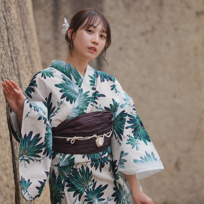 【utatane 高級変わり織 浴衣3点セット ( ゆかた・帯・下駄 )溶け込むグリーンの大輪の花】 フリーサイズ 国産生地 国内染色　昭和初期アンティーク復刻版（5010280111）