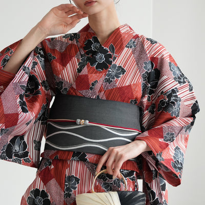 【ニコアンティーク 高級変わり織 浴衣3点セット ( ゆかた・帯・下駄 ) 芙蓉エフェクト レッド】 フリーサイズ 国産生地 国内染色　個性派きもの（5010282111）