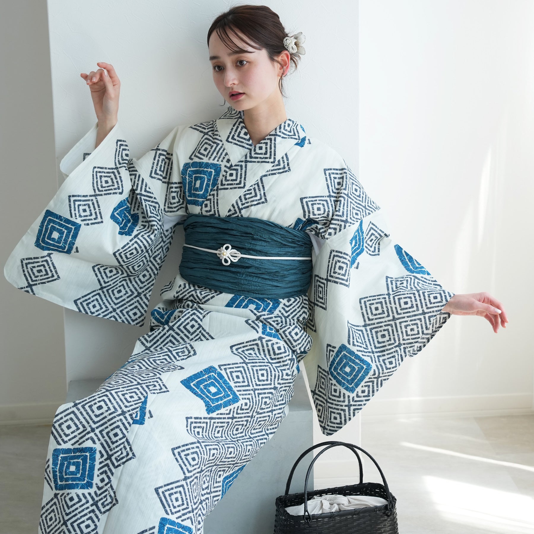 utatane*高級変わり織 浴衣3点セット utatane 高級変わり織 浴衣3点セット ( ゆかた・帯・下駄