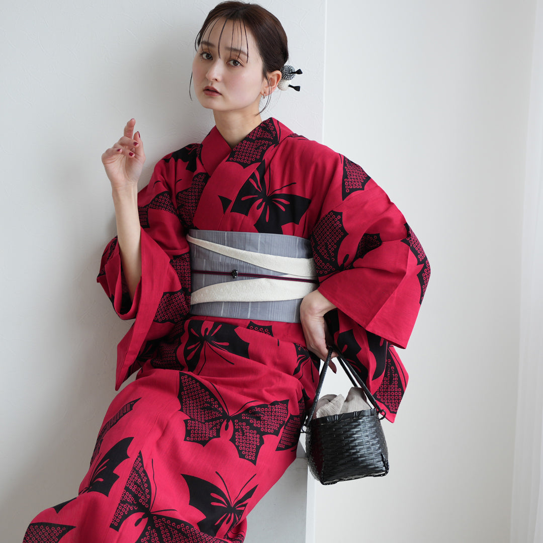 utatane×注染工房 浴衣3点セット（浴衣・帯・下駄） 宵遊びの緋色蝶