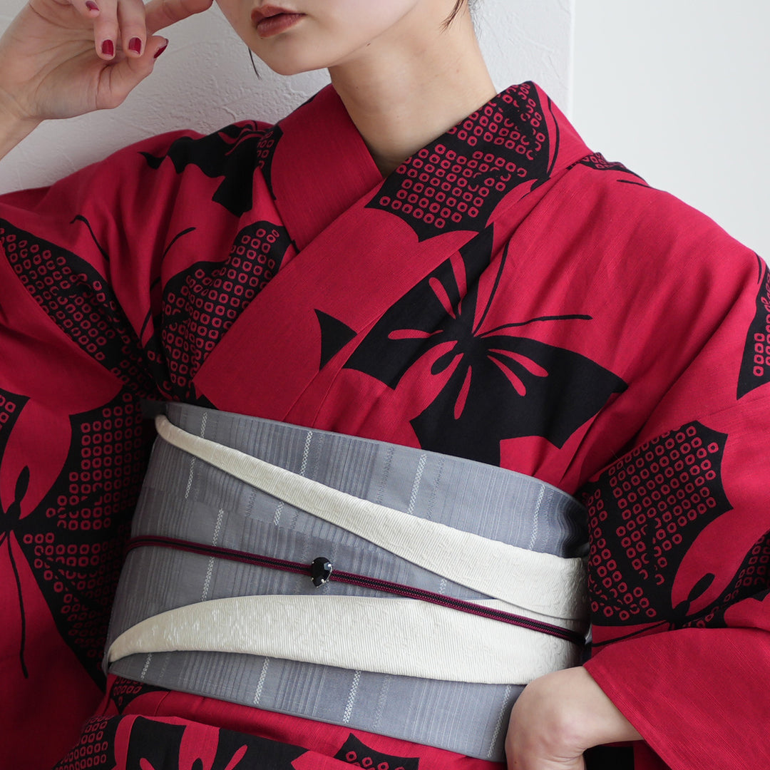 utatane×注染工房 浴衣3点セット（浴衣・帯・下駄） 宵遊びの緋色蝶