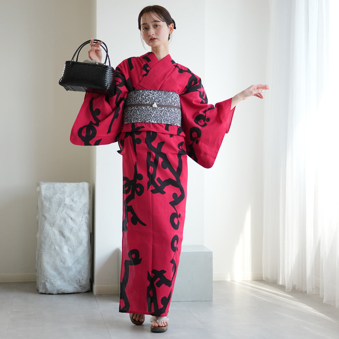 utatane×注染工房 浴衣3点セット（浴衣・帯・下駄） 赤の墨躍