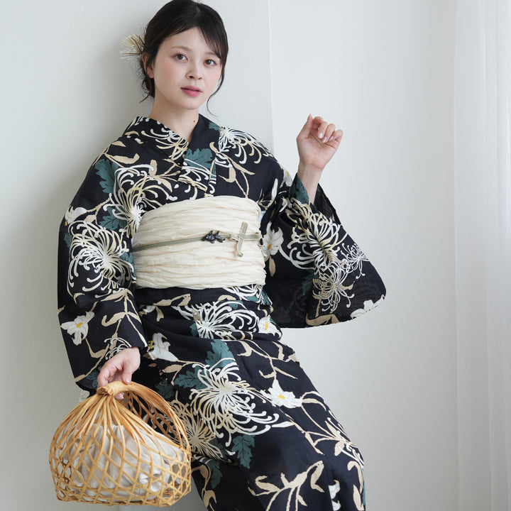 高級変わり織 浴衣3点セット（浴衣・帯・下駄）濃紺地に照る糸菊と百合