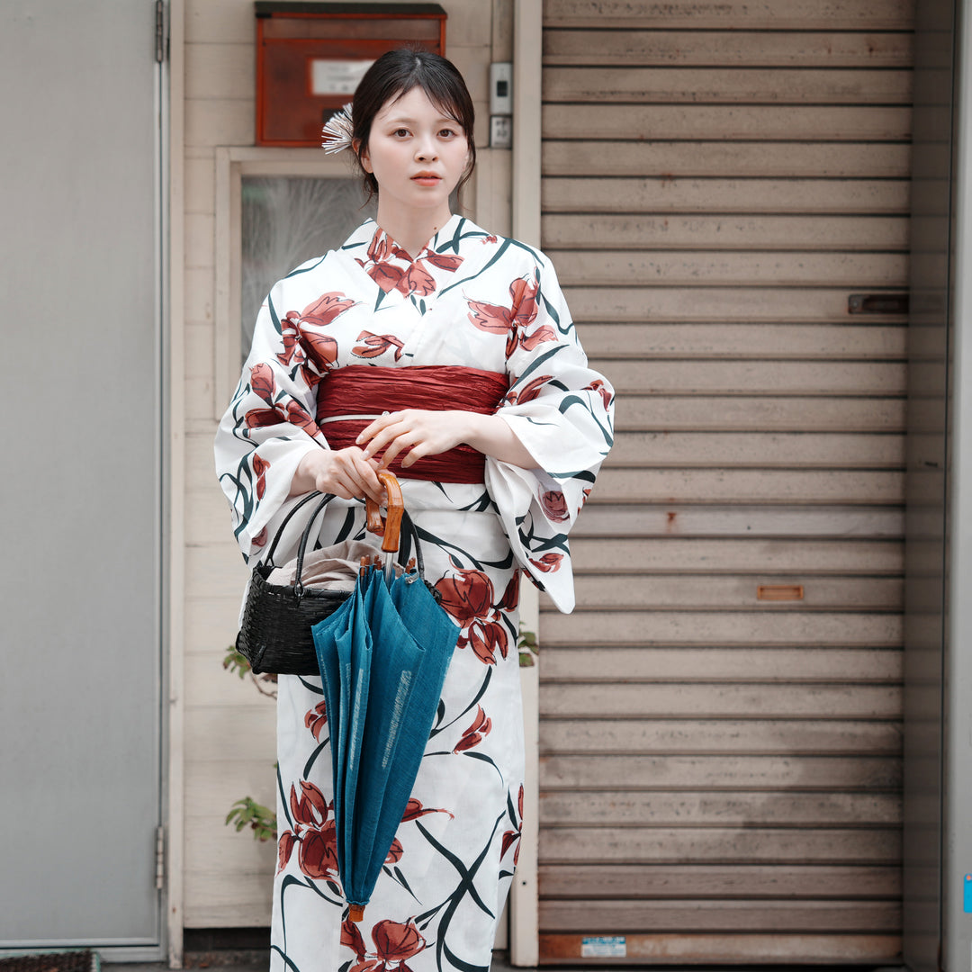 高級変わり織 浴衣3点セット（浴衣・帯・下駄）白地にモダンな赤い菖蒲