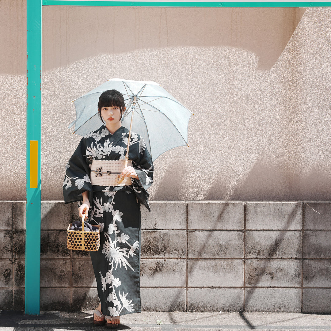高級変わり織 浴衣3点セット（浴衣・帯・下駄）錆緑に伸びる菊】S