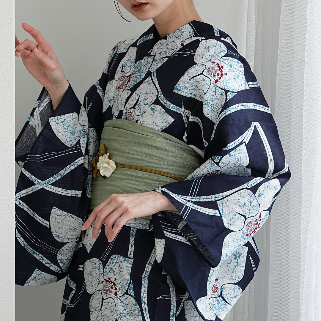【専用です】二部式浴衣　あやめ柄　うたたね+作り帯　パタパタ結び風 utatane 高級変わり織 浴衣3点セット（浴衣・帯・下駄）紺地にろうけつ