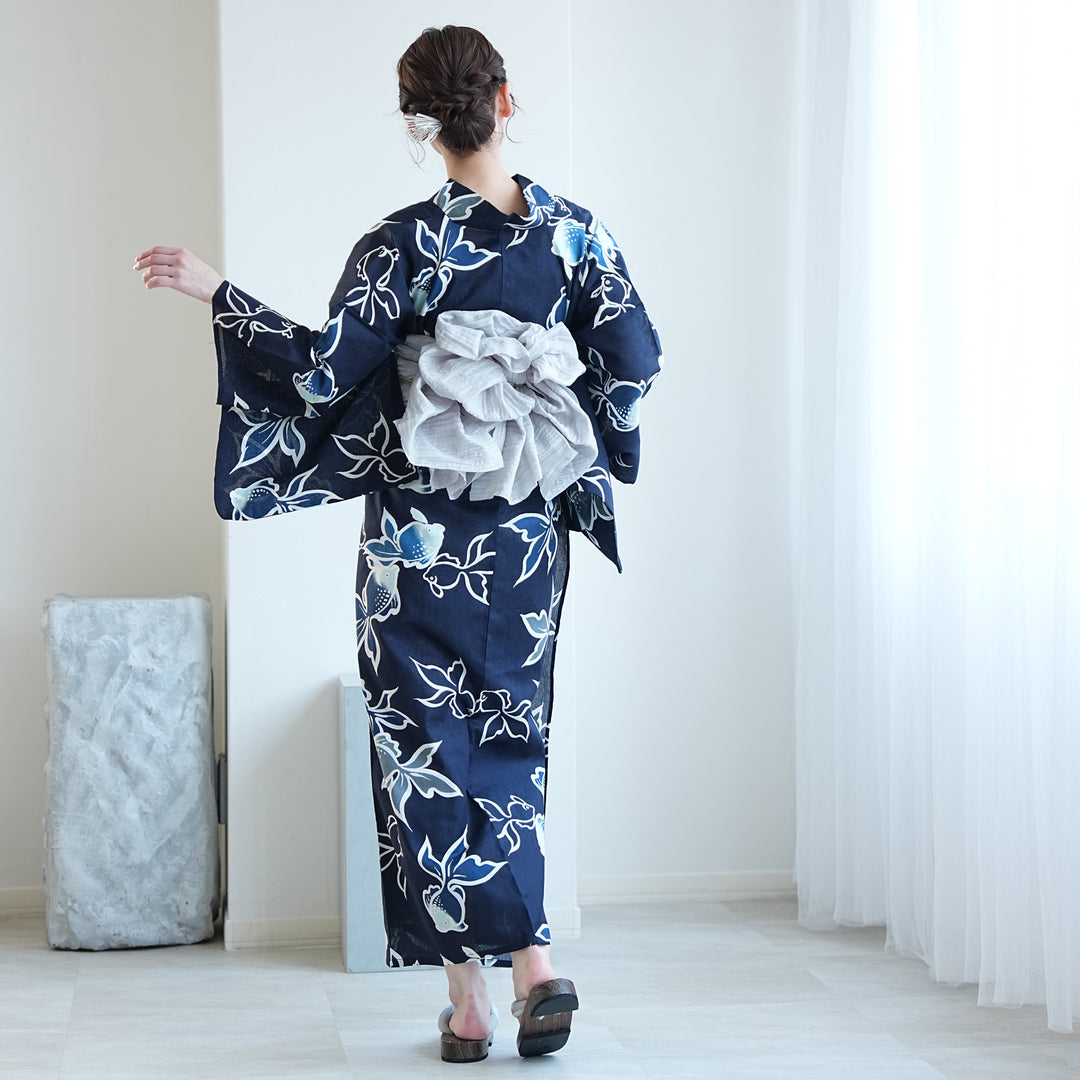 utatane 高級変わり織 浴衣3点セット（浴衣・帯・下駄）紺地に青の