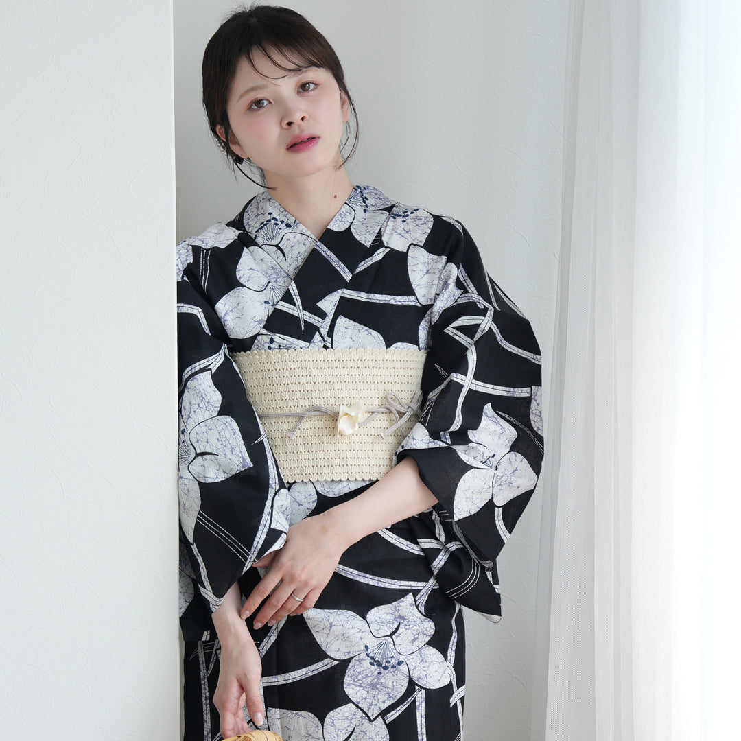 高級変わり織 浴衣3点セット（浴衣・帯・下駄）紺地にろうけつ寄せの