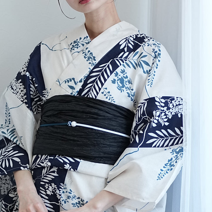 utatane 高級変わり織 浴衣3点セット（浴衣・帯・下駄）紺の染め分け