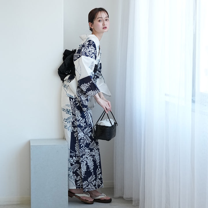 utatane 高級変わり織 浴衣3点セット（浴衣・帯・下駄）紺の染め分け