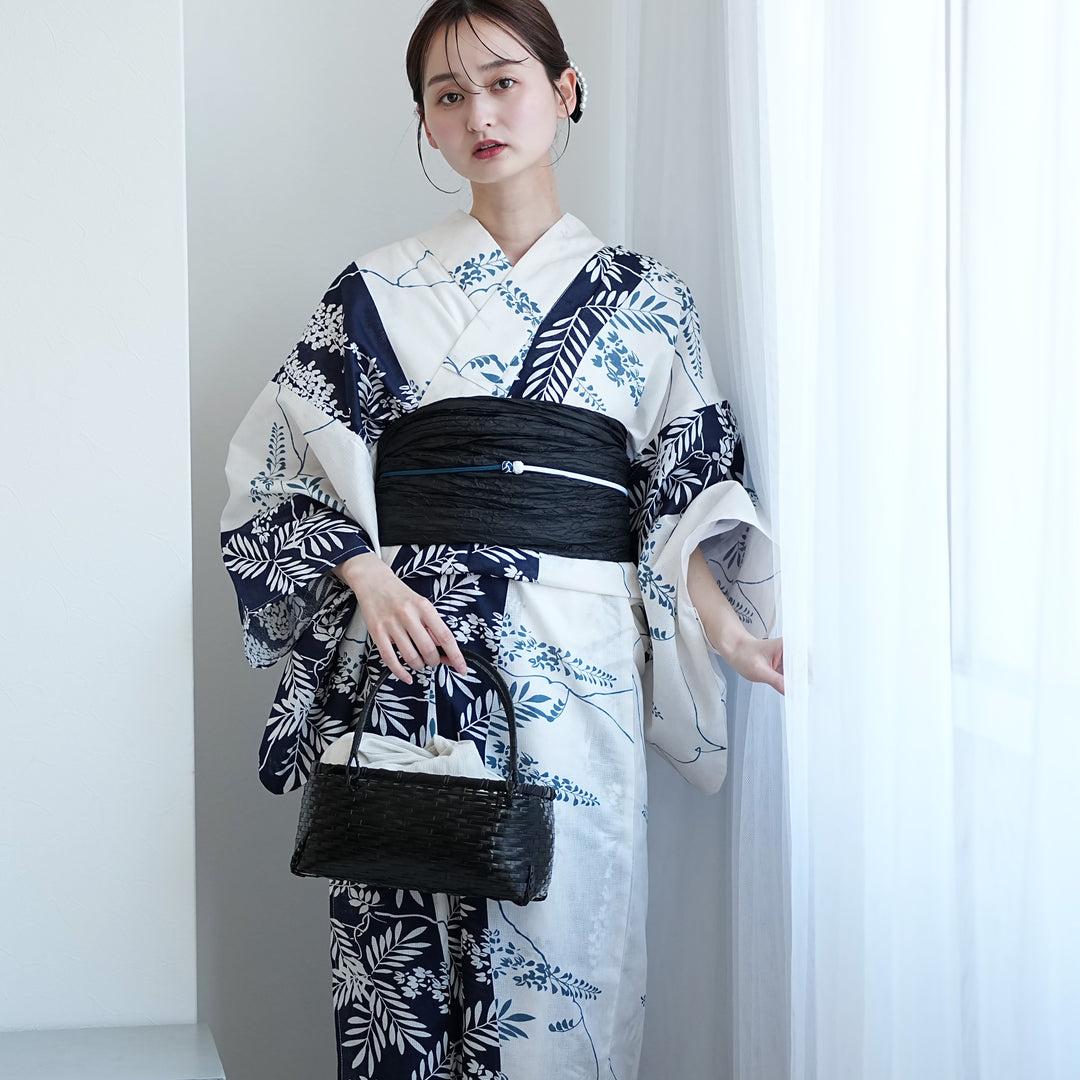 utatane 高級変わり織 浴衣3点セット（浴衣・帯・下駄）紺の染め分け