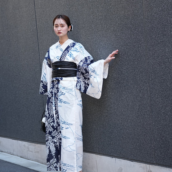 utatane 高級変わり織 浴衣3点セット（浴衣・帯・下駄）紺の染め分け