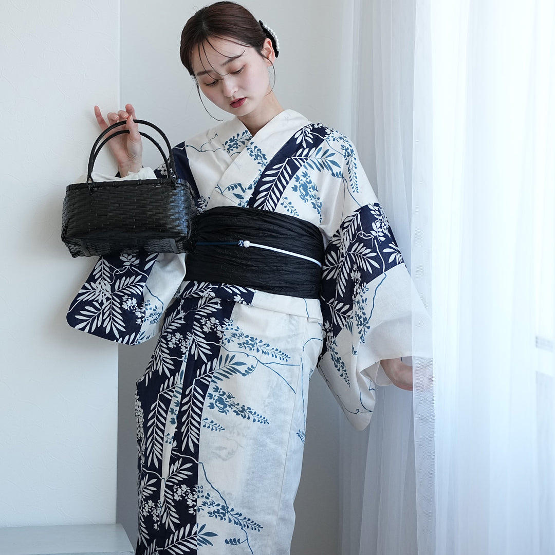 utatane 高級変わり織 浴衣3点セット（浴衣・帯・下駄）紺の染め分け