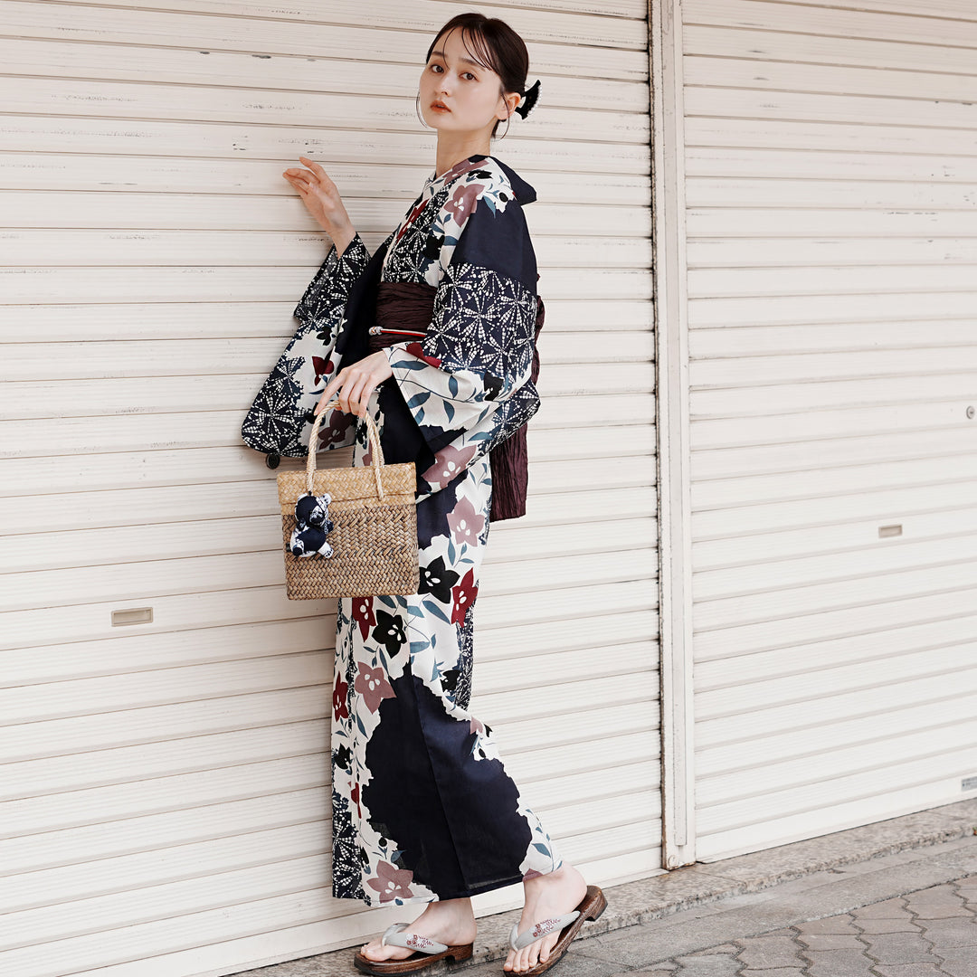 utatane 高級変わり織 浴衣3点セット（浴衣・帯・下駄）紺に疋田と桔梗