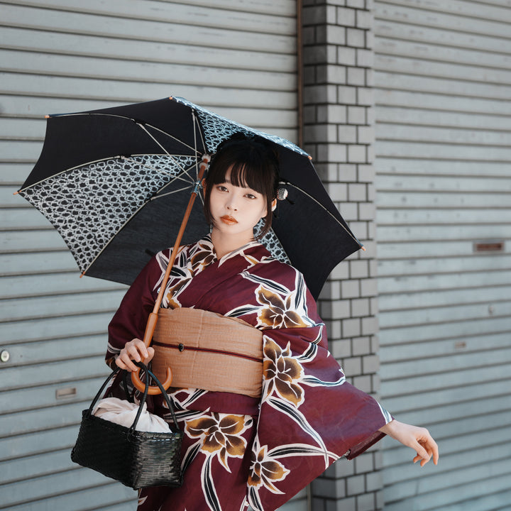 utatane 高級変わり織 浴衣3点セット（浴衣・帯・下駄）紫に伸びやかな