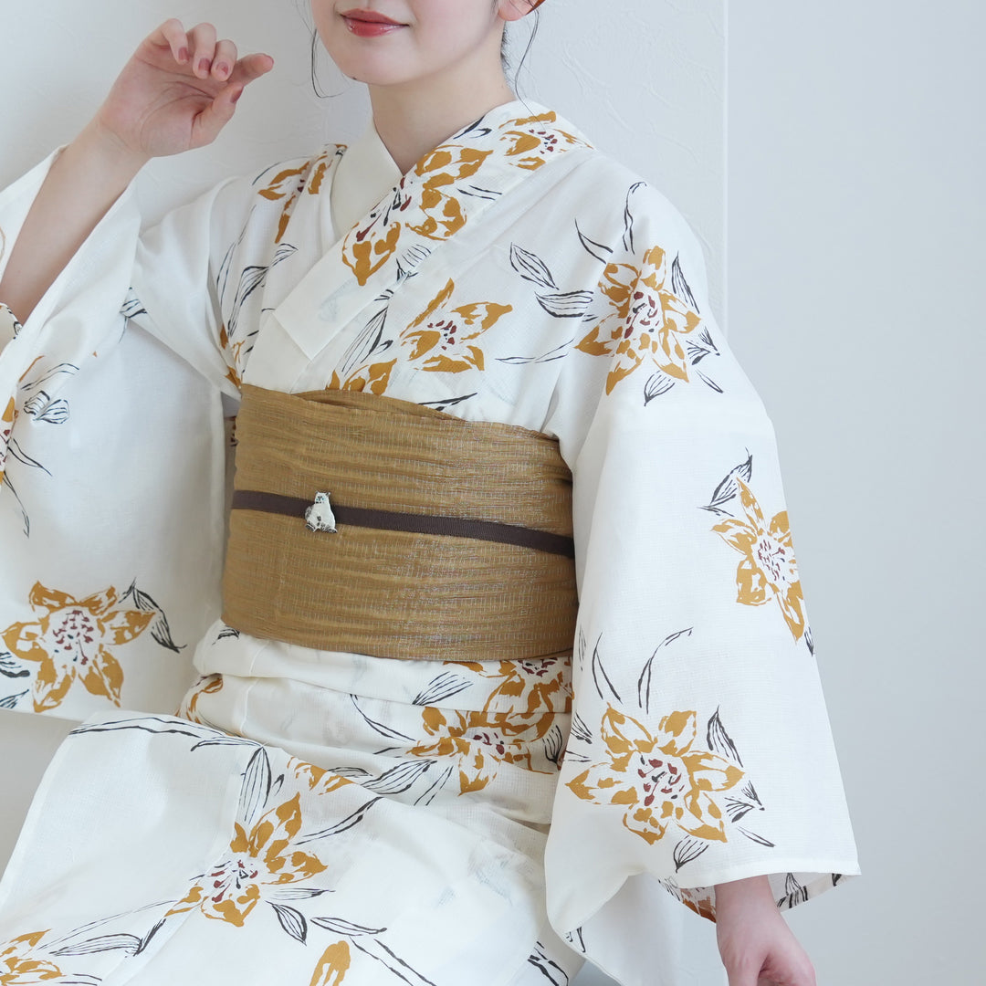 utatane 高級変わり織 浴衣3点セット（浴衣・帯・下駄）白地に
