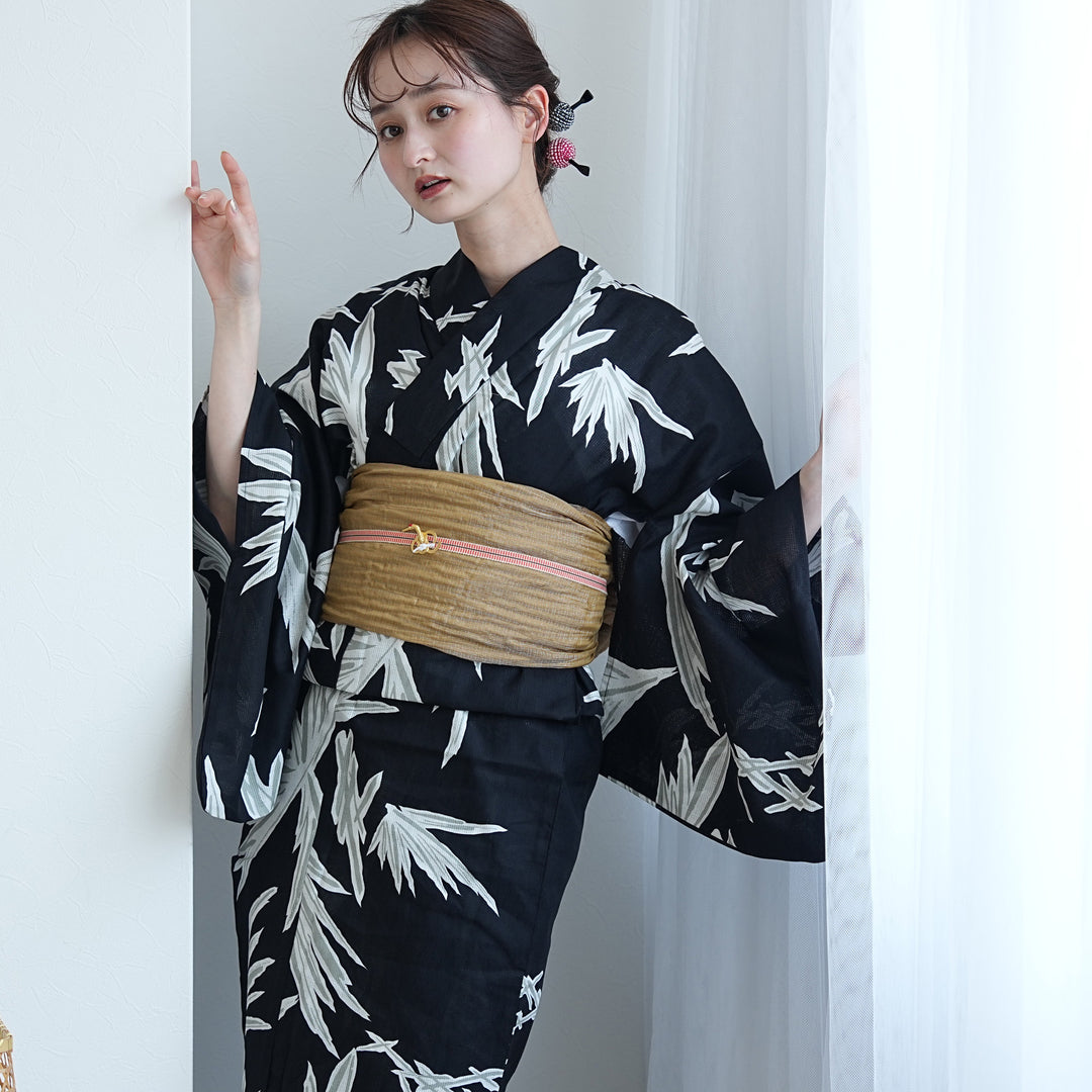 utatane 高級変わり織 浴衣3点セット（浴衣・帯・下駄）黒と銀鼠の