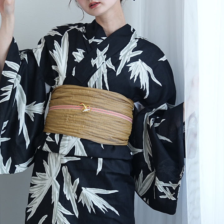 utatane 高級変わり織 浴衣3点セット（浴衣・帯・下駄）黒と銀鼠の